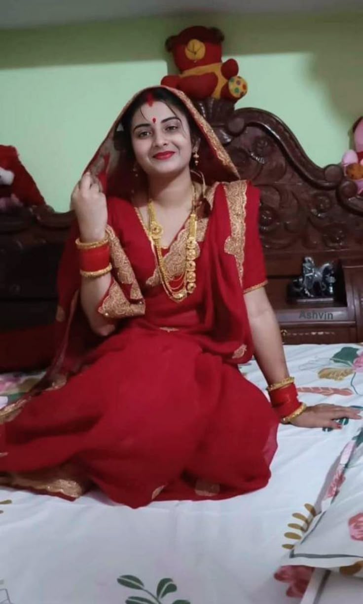 देसी भाभी को उसी के घर में चोदा